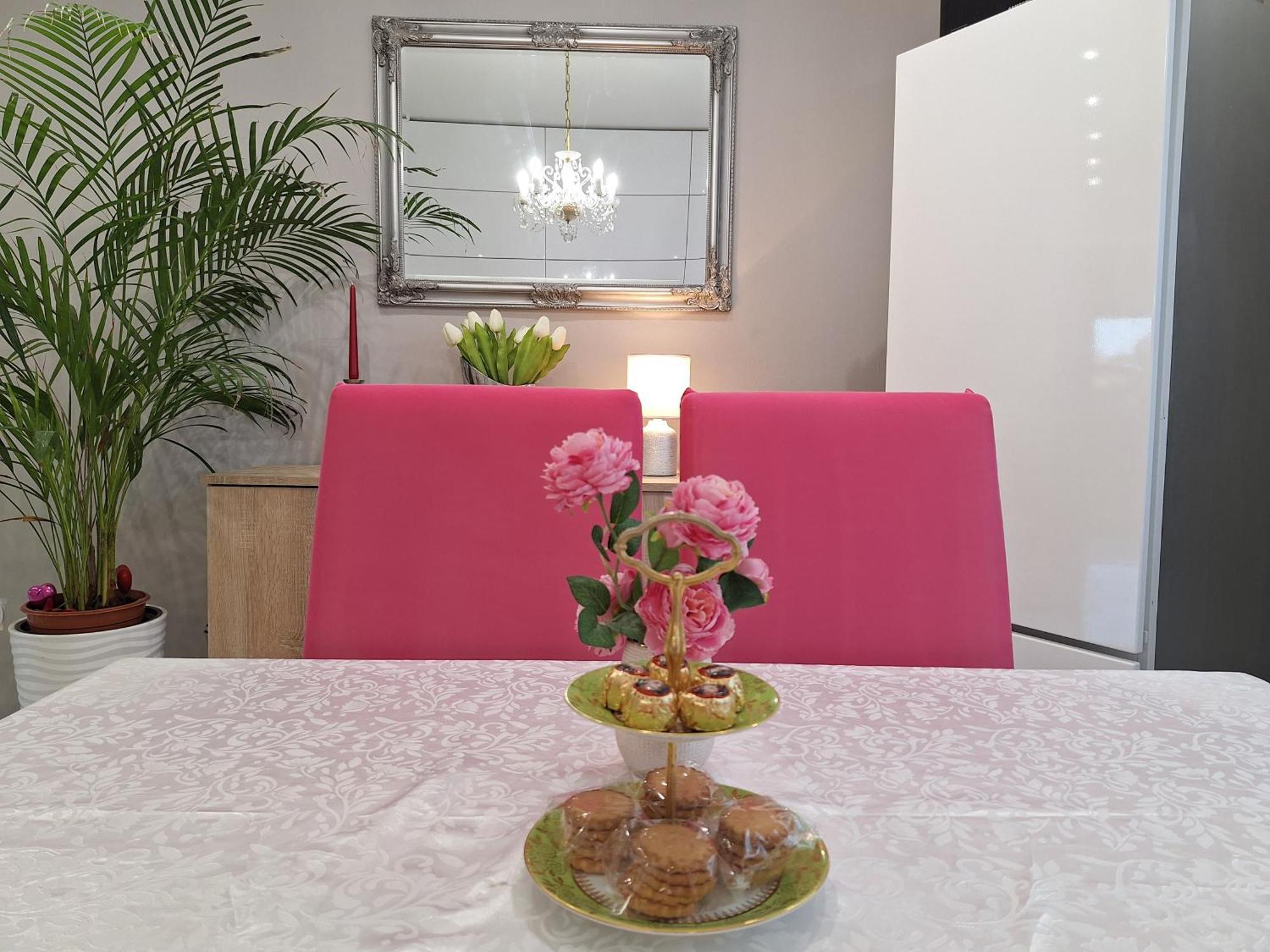 Albina Apartman Eger Bagian luar foto